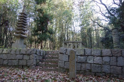 藤原成親の遺跡